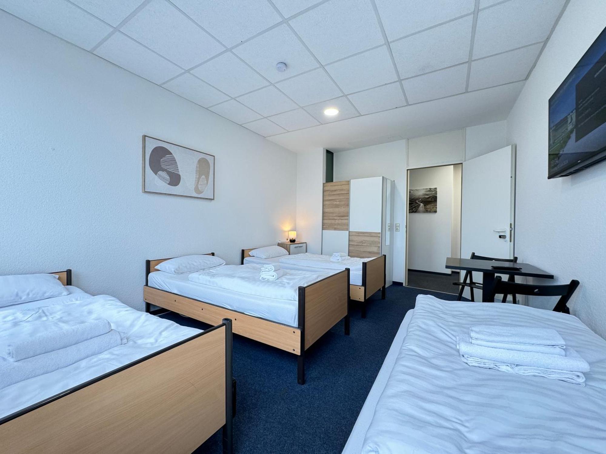 Thuja Apartments Karlsruhe-Neureut By Kurzzeit Ngoại thất bức ảnh